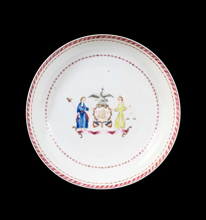 GG: Chinese export armorial porcelain saucerdish, arms of New York